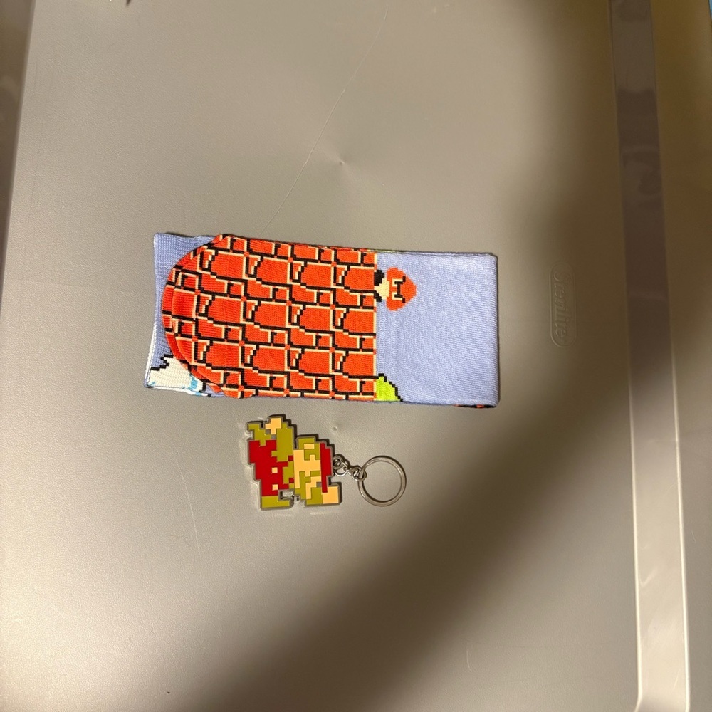 Mario Bros Pixel Art Socks and Keychain Set